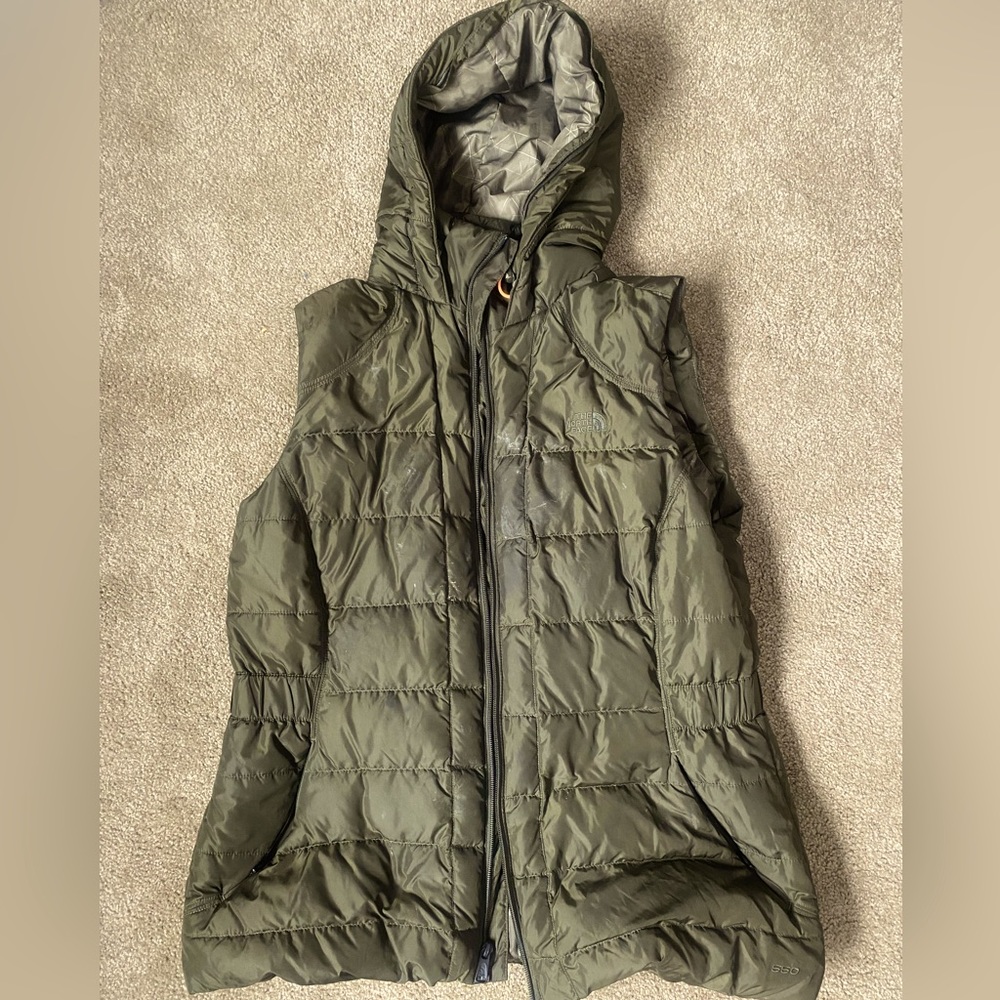 Women’s XL North Face Puffer Vest w/ Adjustable Hood